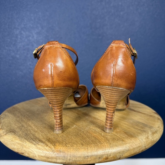 Aldo "Dolliver" Tan Leather Pointed Heels with Ankle Strap, Size EU 40 (US 9) - Picture 3 of 8